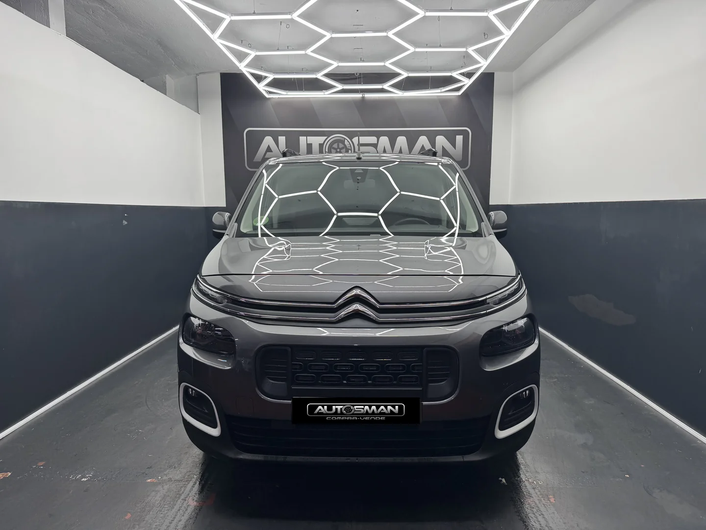 CITROËN BERLINGO Talla M BLUE HDI 100 SS Feel 2020 Diésel Gris - Interior